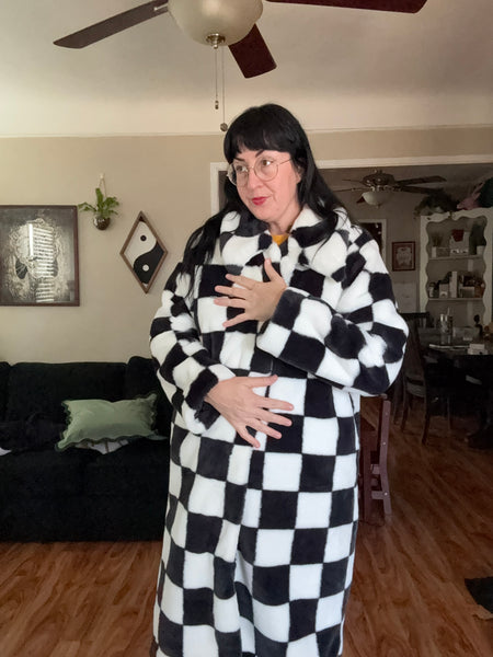 Checkered fur long coat new without tags Eloquii 14/16 xl xxl